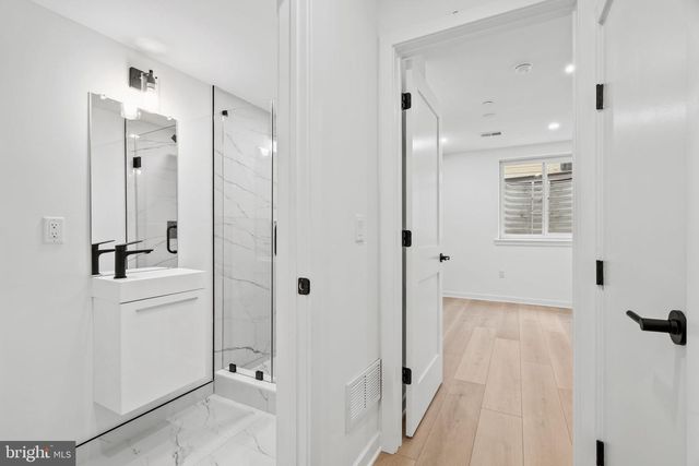 2209 MONTROSE ST, Philadelphia, PA 19146