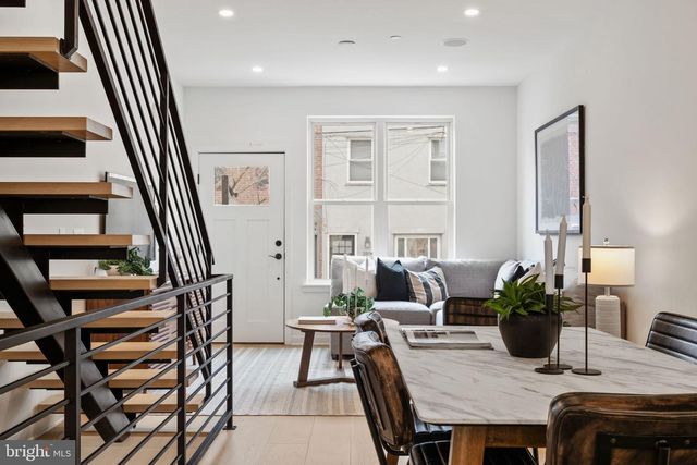 2209 MONTROSE ST, Philadelphia, PA 19146