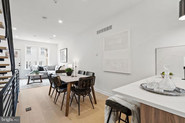 2209 MONTROSE ST, Philadelphia, PA 19146