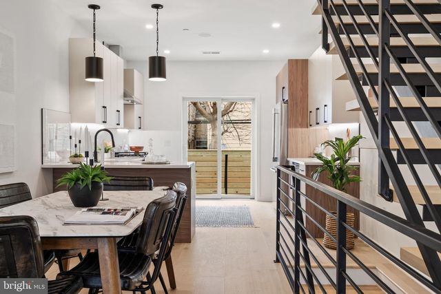 2209 MONTROSE ST, Philadelphia, PA 19146