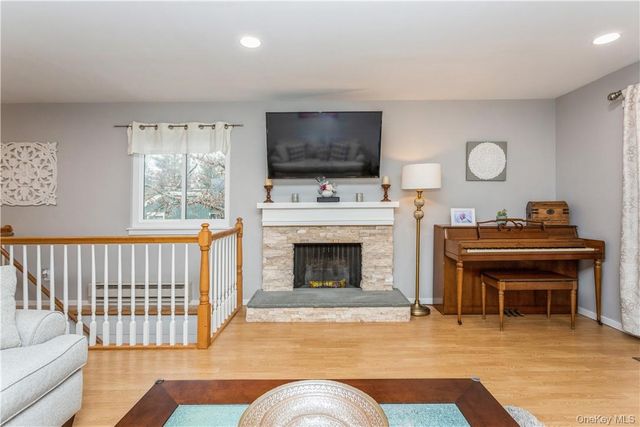 33 Heritage Hills A, Somers, NY 10589