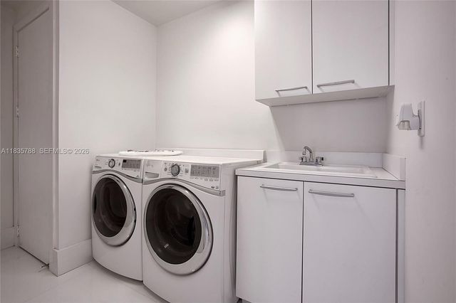 4100 Island Boulevard 701, Aventura, FL 33160