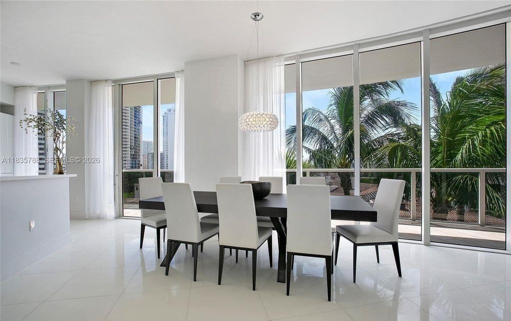 4100 Island Boulevard 701, Aventura, FL 33160