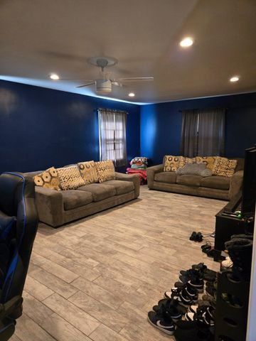 9 HORNBLENDE LN, Willingboro, NJ 08046
