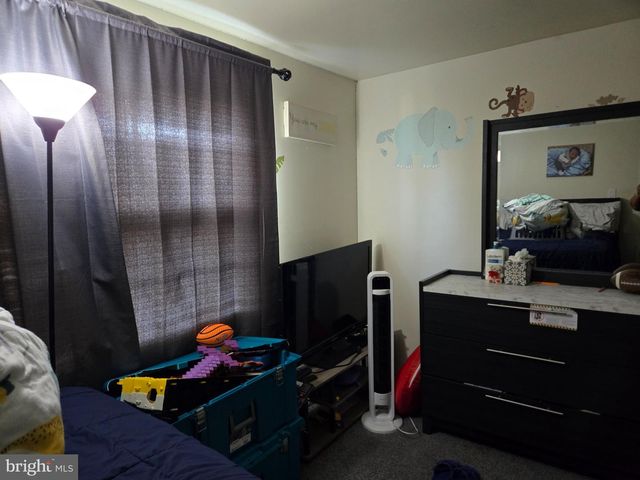 9 HORNBLENDE LN, Willingboro, NJ 08046