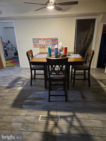 9 HORNBLENDE LN, Willingboro, NJ 08046