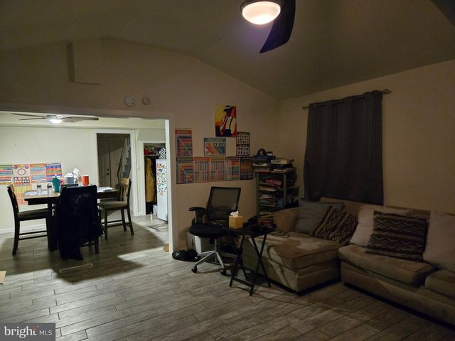 9 HORNBLENDE LN, Willingboro, NJ 08046