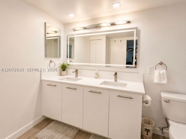3300 NE 192nd St 1713, Aventura, FL 33180