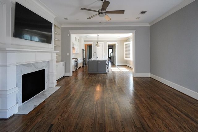 835 E 27th Street A, Houston, TX 77009