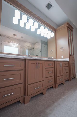 835 E 27th Street A, Houston, TX 77009