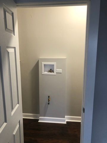 4520 W Jackson Boulevard, Chicago, IL 60624