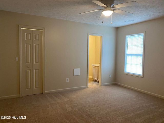 105 Providence Drive, Jacksonville, NC 28546