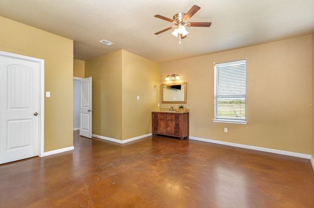 4181 County Road 2206, Greenville, TX 75402