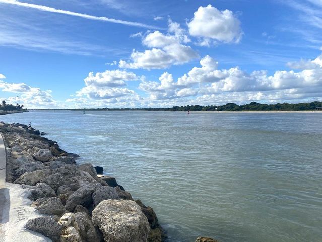 8664 Giovanni Avenue, Fort Pierce, FL 34951