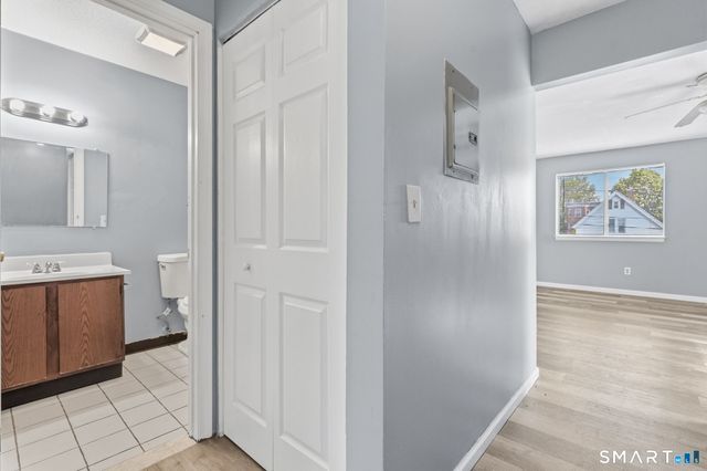 5-7 Warner St Extension 7E, Hartford, CT 06114