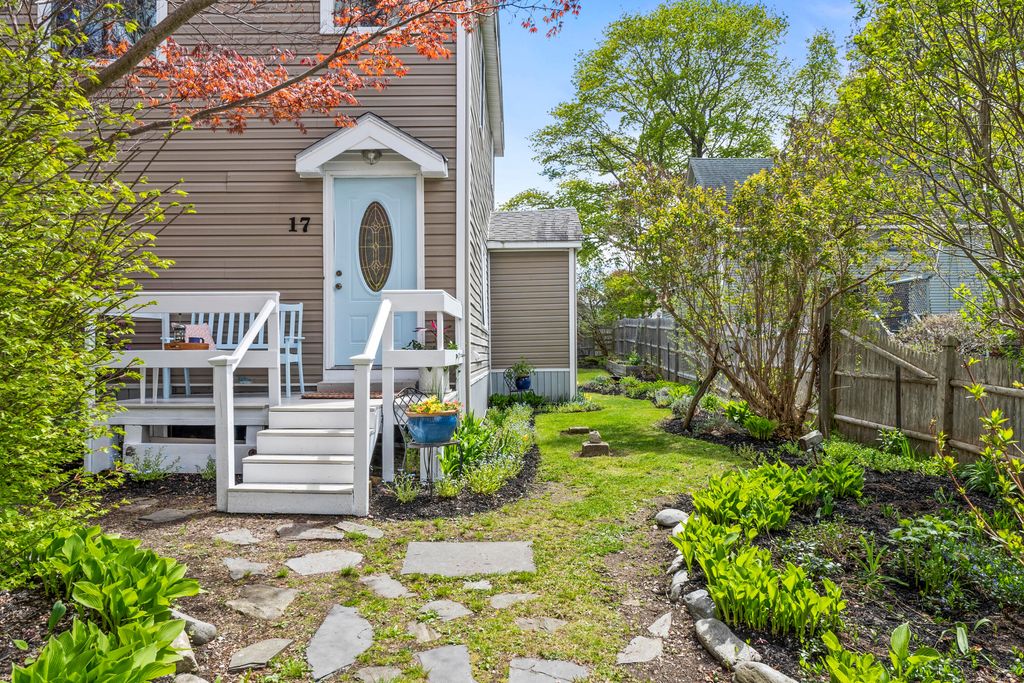 17 Elizabeth Street, Portland, ME 04108 — exterior