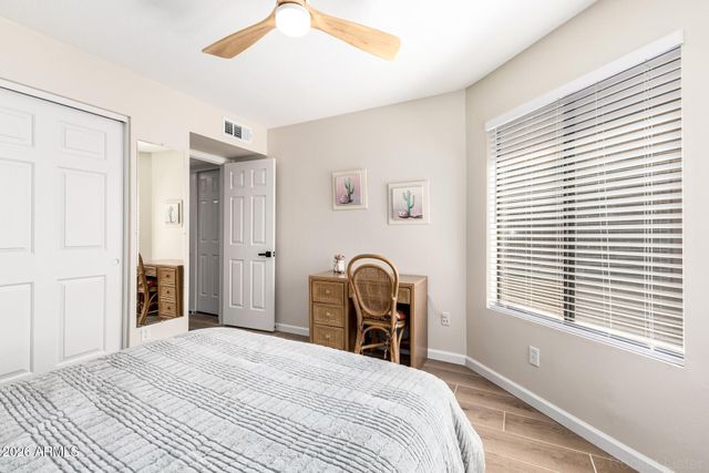 9424 W MCRAE Way, Peoria, AZ 85382