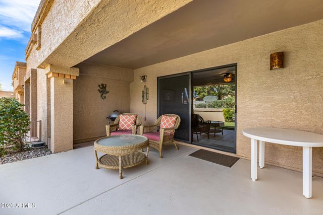 9424 W MCRAE Way, Peoria, AZ 85382