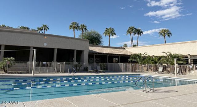 9424 W MCRAE Way, Peoria, AZ 85382