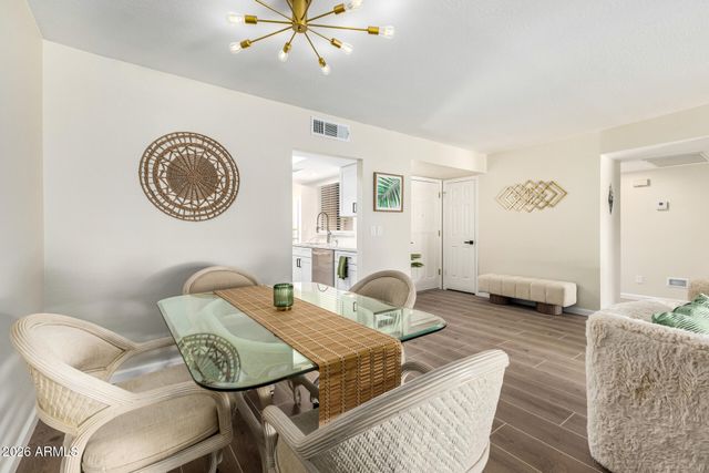 9424 W MCRAE Way, Peoria, AZ 85382