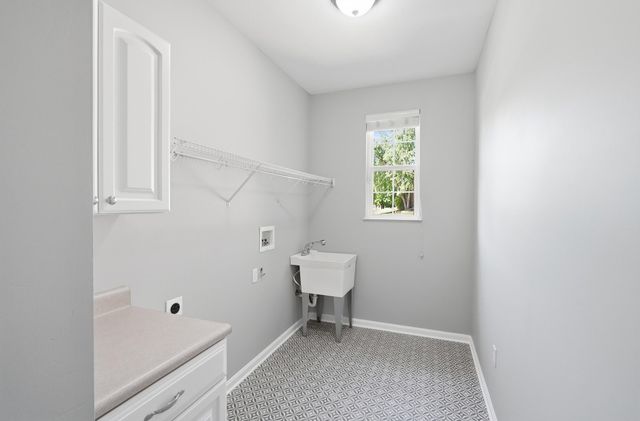 1784 Fair Meadow Drive, Florence, KY 41042