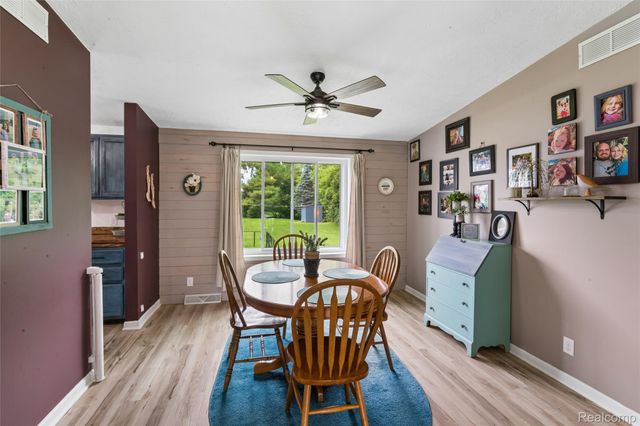1336 W Hurd Road, Vienna Charter Township, MI 48420