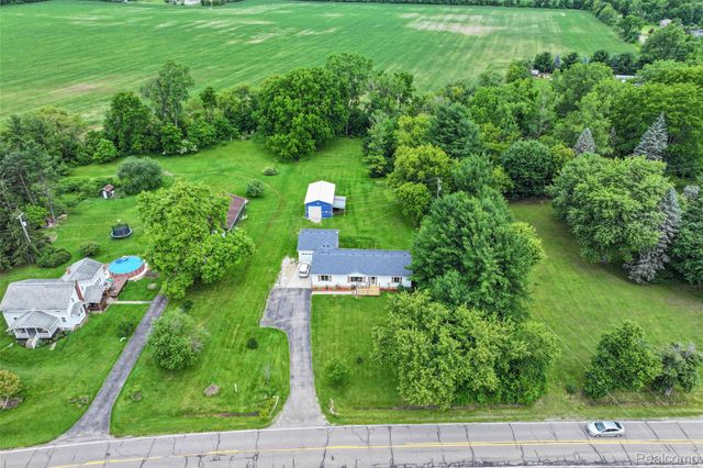 1336 W Hurd Road, Vienna Charter Township, MI 48420