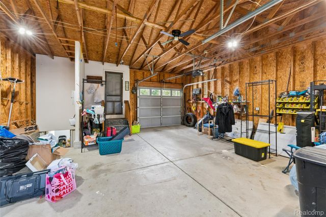1336 W Hurd Road, Vienna Charter Township, MI 48420