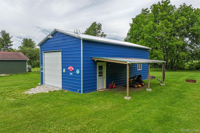 1336 W Hurd Road, Vienna Charter Township, MI 48420