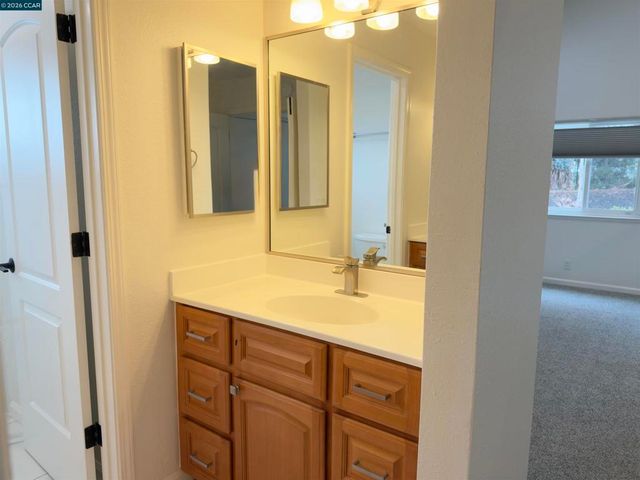 8240 Rhoda Ave, Dublin, CA 94568