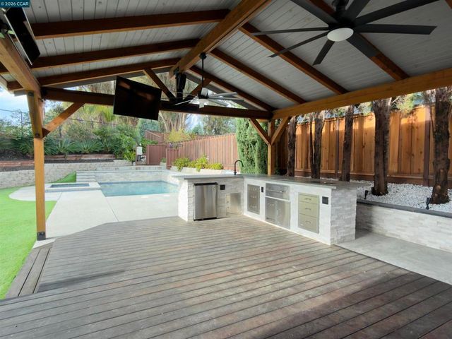 8240 Rhoda Ave, Dublin, CA 94568