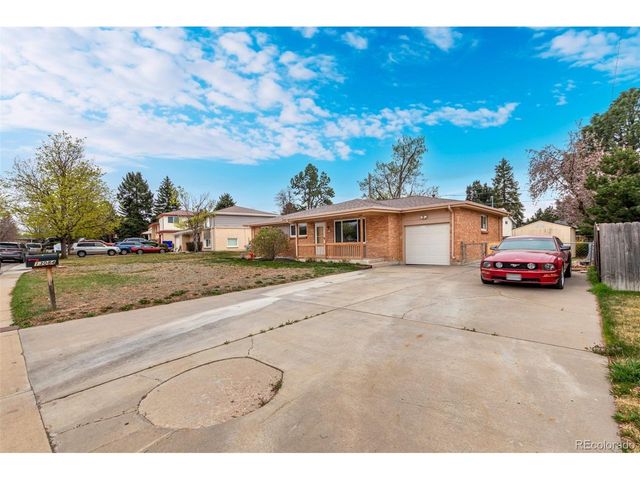 13084 E Alaska Pl, Aurora, CO 80012