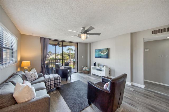 1324 PASADENA AVENUE S 201, South Pasadena, FL 33707