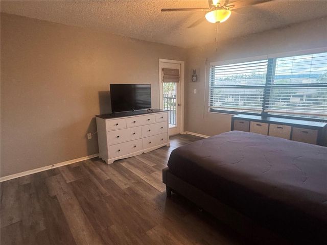 1324 PASADENA AVENUE S 201, South Pasadena, FL 33707