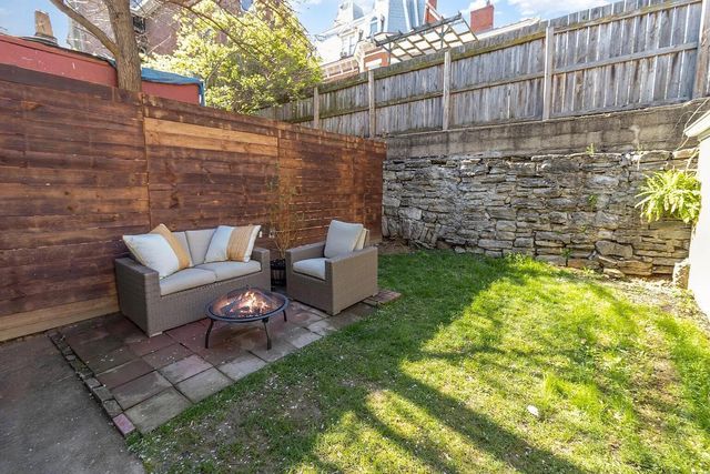 11 E 9th Street, Newport, KY 41071