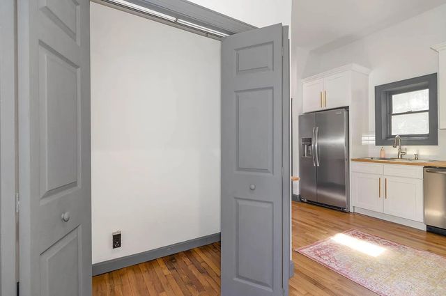 11 E 9th Street, Newport, KY 41071