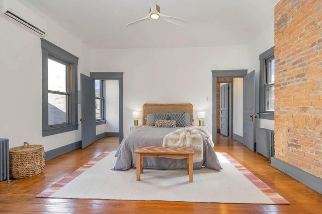 11 E 9th Street, Newport, KY 41071