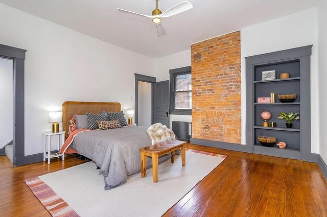 11 E 9th Street, Newport, KY 41071