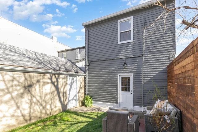 11 E 9th Street, Newport, KY 41071