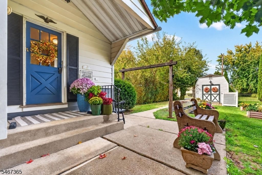 839 South Blvd, Alpha Boro, NJ 08865 — exterior