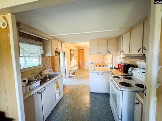 118 Redbud Lane, Saluda, SC 29138