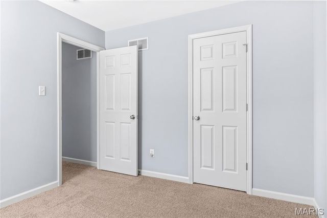 4033 Hempstead Street, St Charles, MO 63301