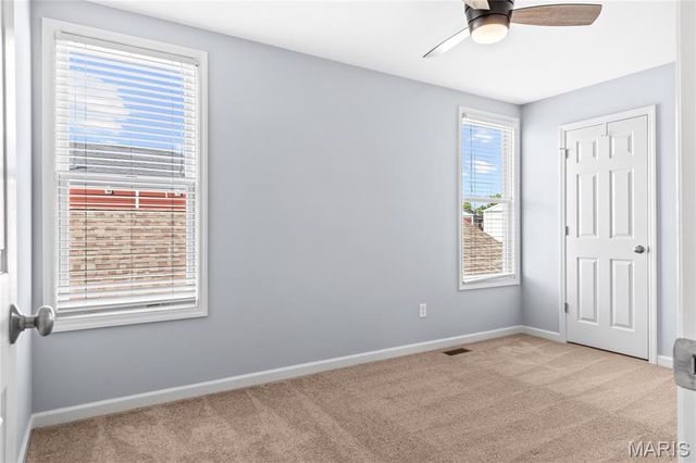 4033 Hempstead Street, St Charles, MO 63301