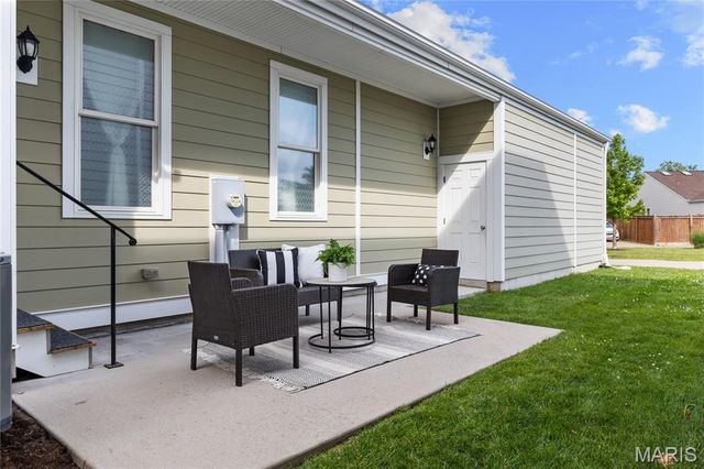 4033 Hempstead Street, St Charles, MO 63301