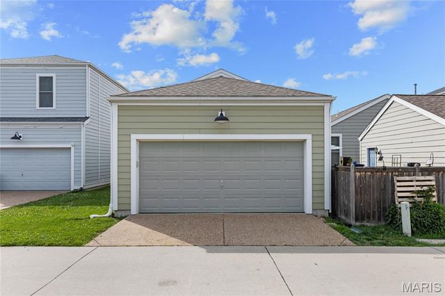 4033 Hempstead Street, St Charles, MO 63301