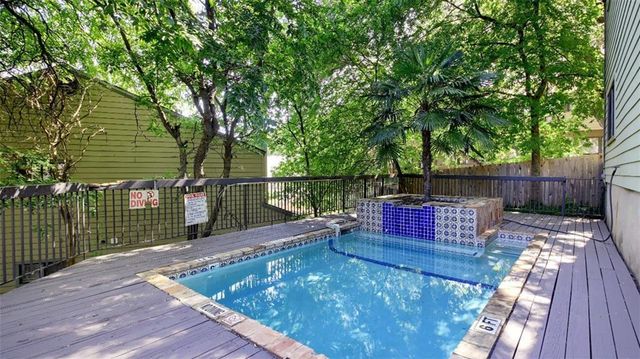 908 Poplar ST 203, Austin, TX 78705