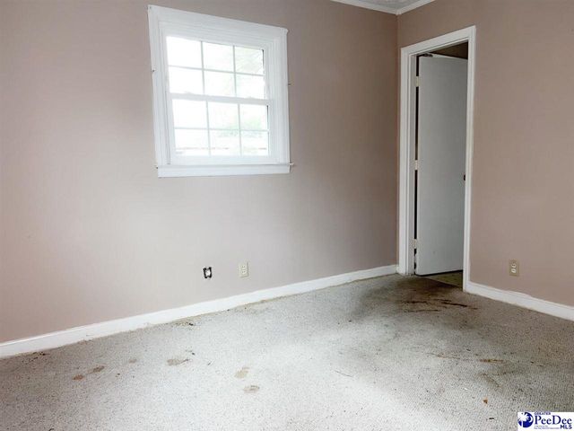 2005 McNeil Dr, Florence, SC 29501