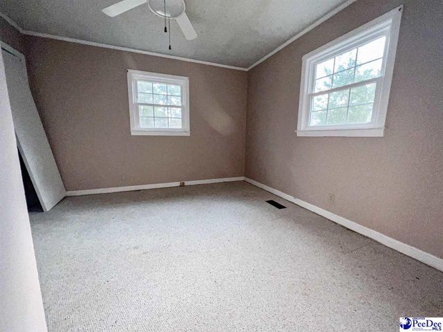 2005 McNeil Dr, Florence, SC 29501