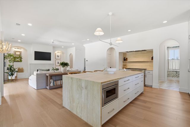 2831 Anchor Watch Drive, Wadmalaw Island, SC 29487