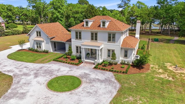 2831 Anchor Watch Drive, Wadmalaw Island, SC 29487